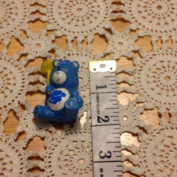 Vintage Care Bears Grumpy Bear with umbrella, pvc miniature - Picture 2 of 6